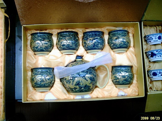 广东深圳都曼皇帝龙茶具，咖啡具，中国红茶具528