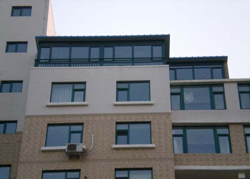 中天门窗厂供应彩钢板房,塑钢窗