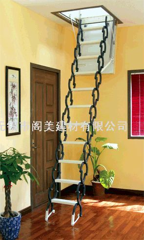 伸缩楼梯