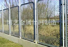 供应勾花网隔离栅