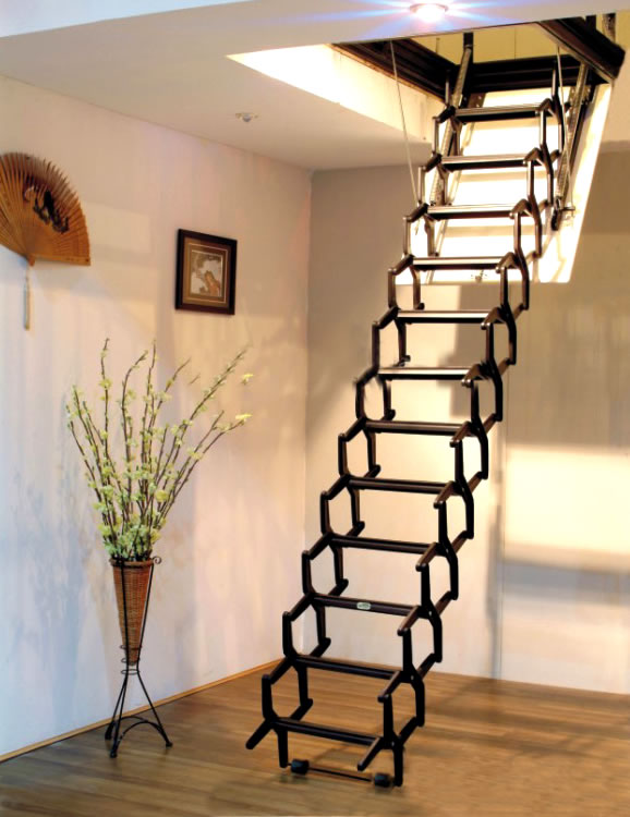 阁楼楼梯造价 阁楼楼梯大概多少钱 唯佳阁楼楼梯展厅