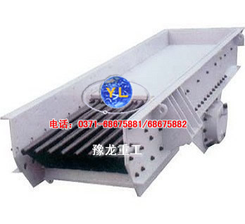 全套反击式破碎机工作原理