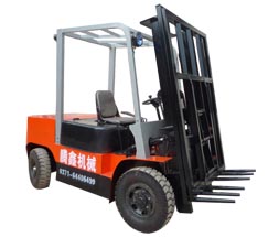 免烧砖机专用叉车 腾鑫机械厂TX