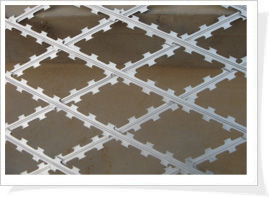 广州绿化篱笆网|佛山刀片刺绳维护网|广东螺旋式刺网