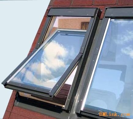 专业安装斜屋面天窗，采光窗，威卢克斯窗
