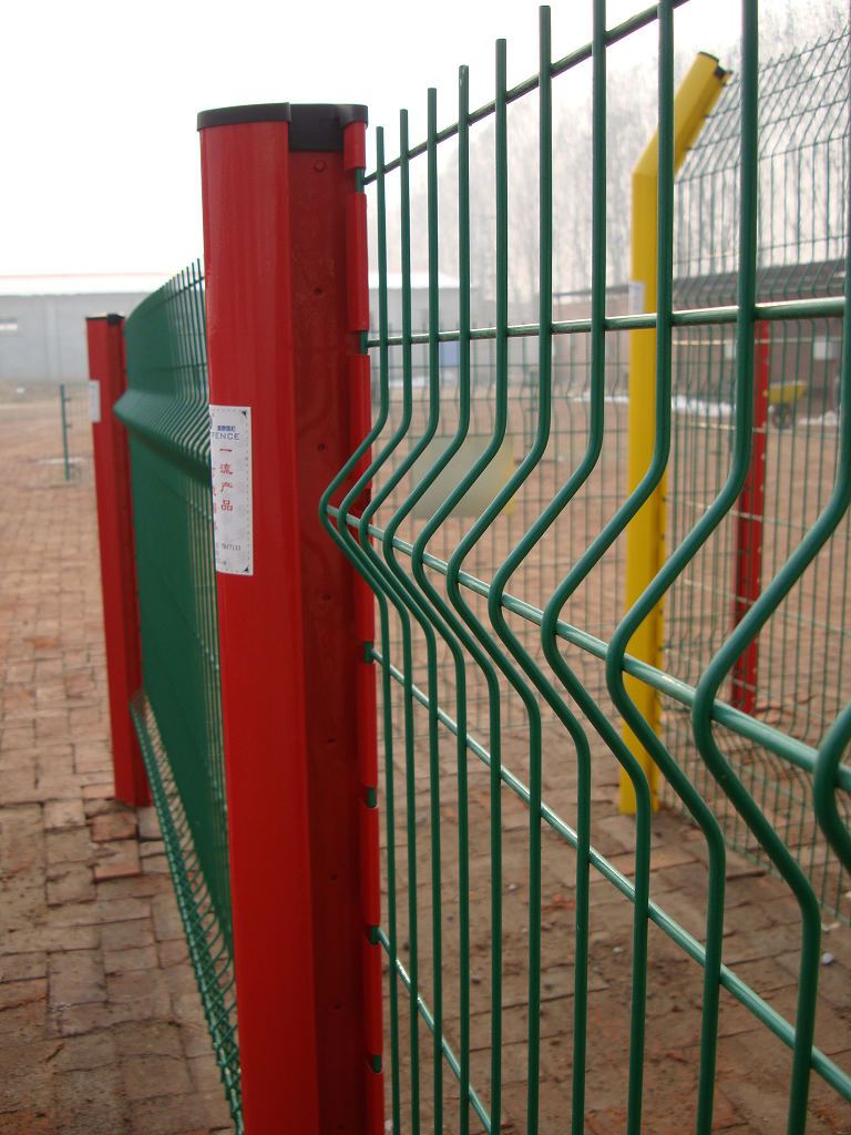 供应公路护栏  隔离栅  草场围栏