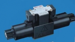 东峰电磁阀DFB-02-3C4-A110-32