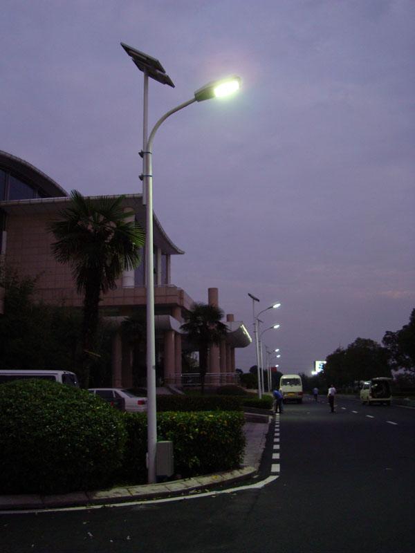 太阳能路灯