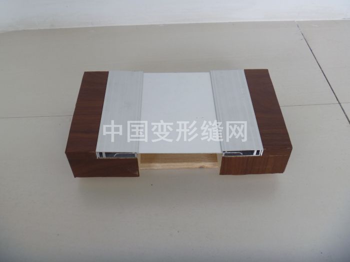 IL2金属卡锁型