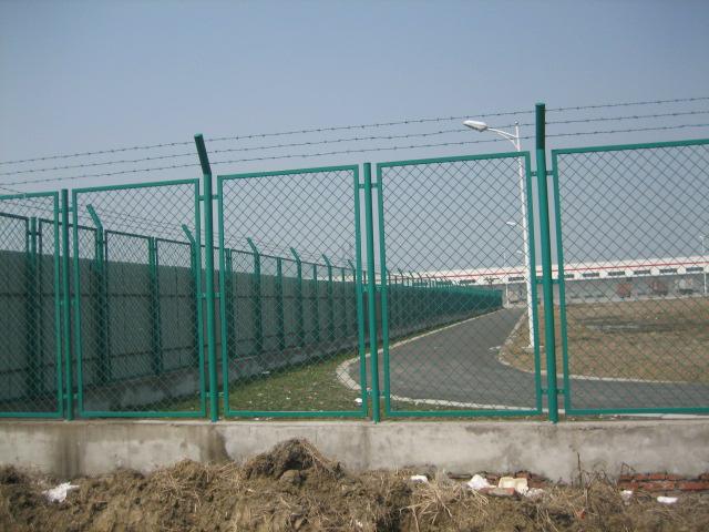 养殖场围网 养殖场围栏网  养殖场用铁丝网