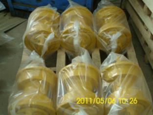 山推sd22双边支重轮