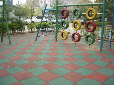 1橡胶地垫|室外橡胶安全地垫|幼儿园橡胶安全地垫