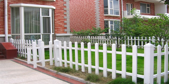 大连pvc护栏，花坛园林草坪美化护栏，市政景观围栏
