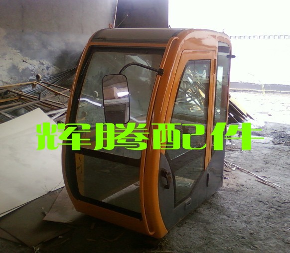 山东临工挖掘机驾驶室