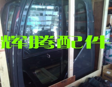 神钢挖掘机驾驶室