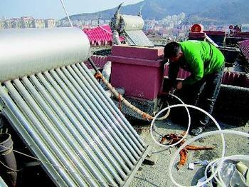 常熟市太阳能维修安装更换玻璃管接换冷热水管