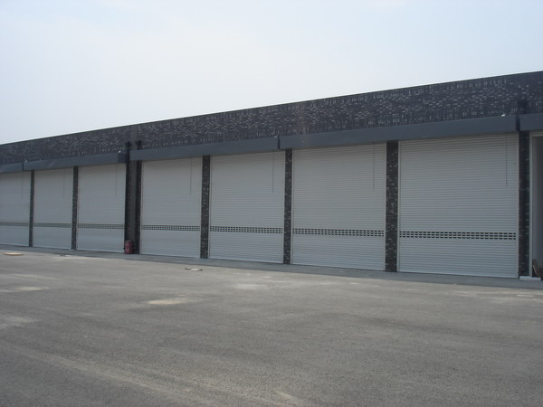 东城区安装卷帘门厂房安装工业门