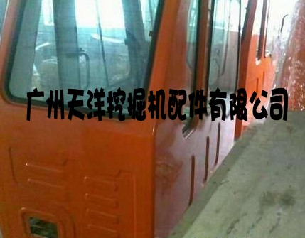 斗山挖掘机驾驶室_conew1