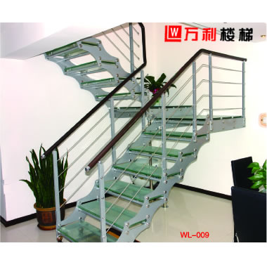 万利钢木楼梯的组合方式