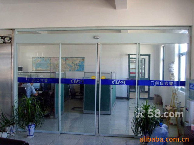 上海虹口区专业维修玻璃门锁