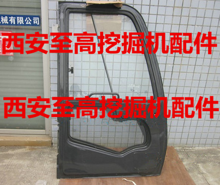 日立220-5挖掘机驾驶室门