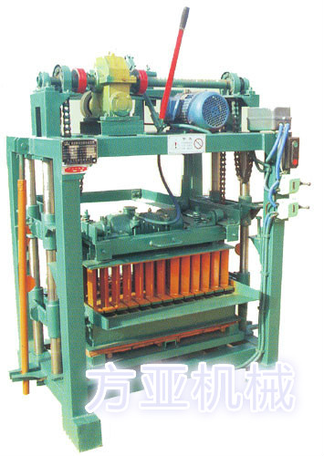 QTJ4-2B型全自动多功能液压砌块机