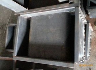 使用方便流水槽钢模具