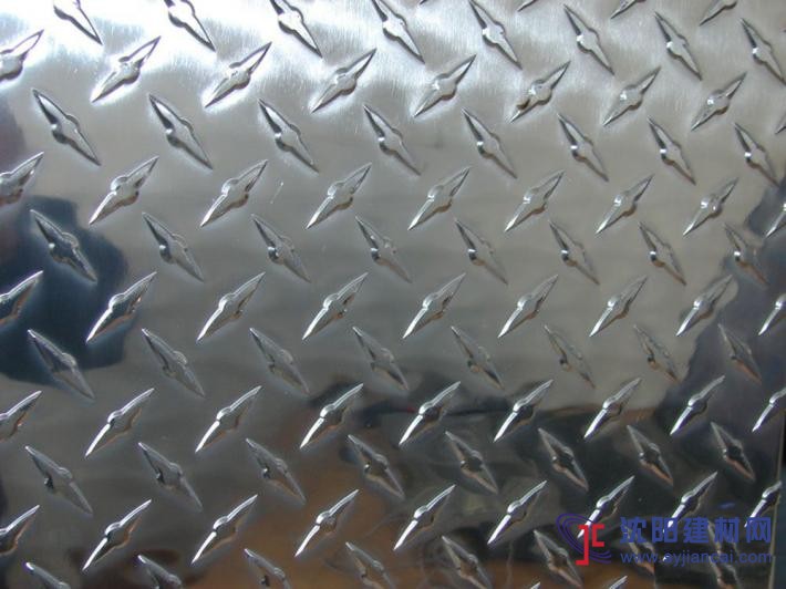 供应3003防锈铝合金板 装饰花纹铝板