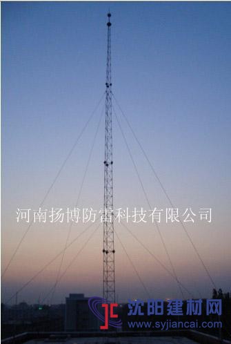 新郑国际机场25米三角形避雷塔安装