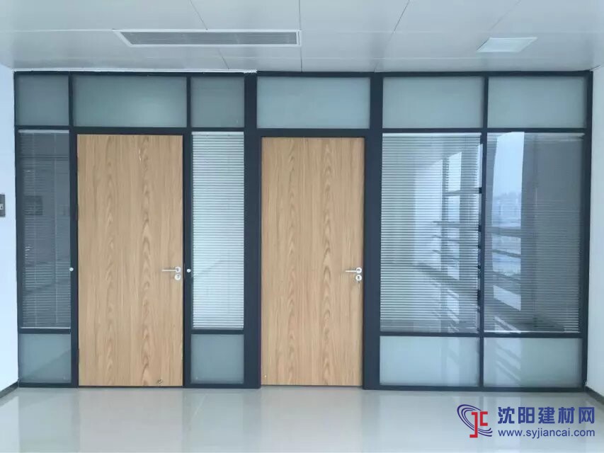 2016年广西优质办公玻璃隔断 南宁兆拓厂家促销大
