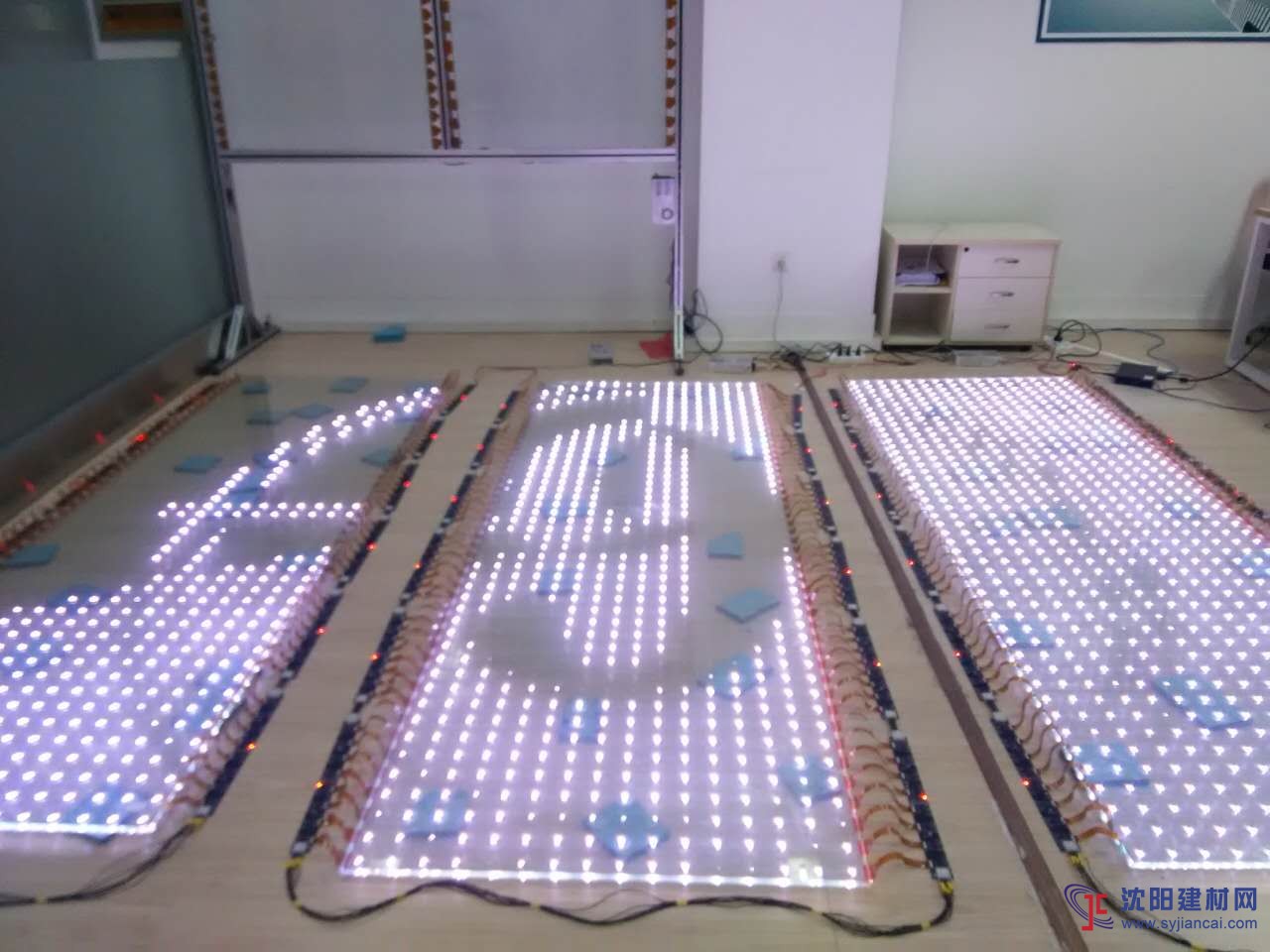 LED智能玻璃