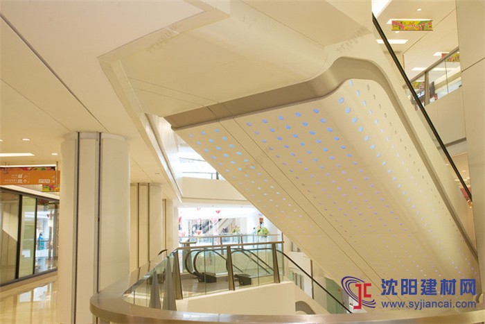 四川生产供应商供应车站高档包柱铝单板