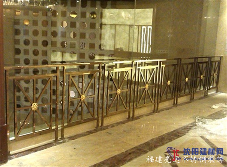 厂家专业加工各种不锈钢阳台栏杆 不锈钢栏杆护栏
