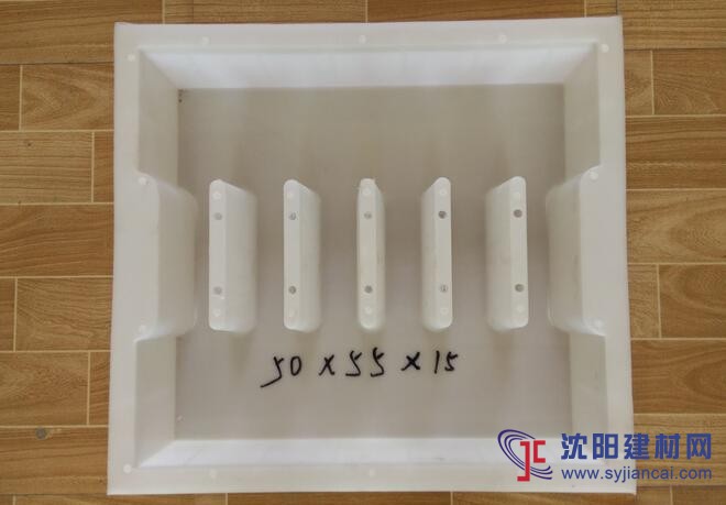 塑料盖板模具型号