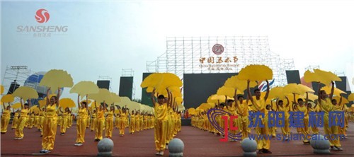 尖顶篷房安装