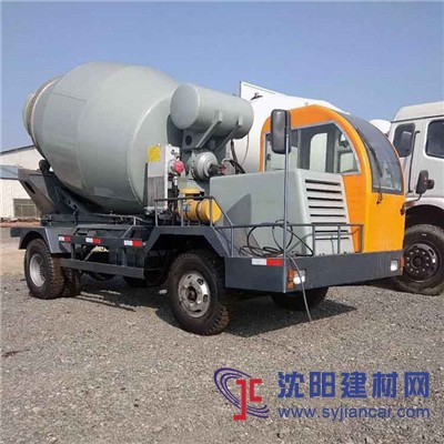 广安多功能自搅拌混凝土搅拌车