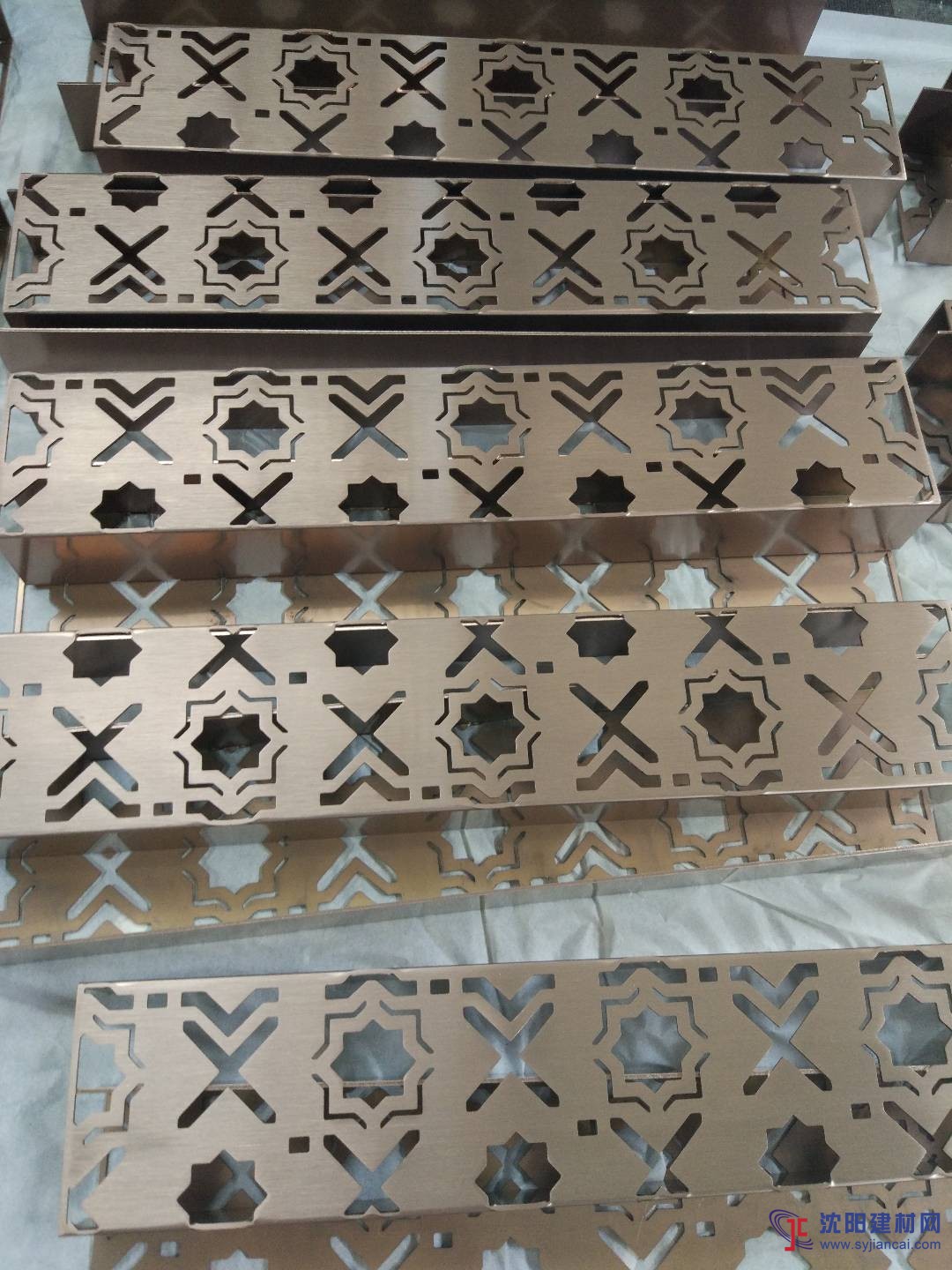 不锈钢镀铜加工 不锈钢制品 展示架做旧处理