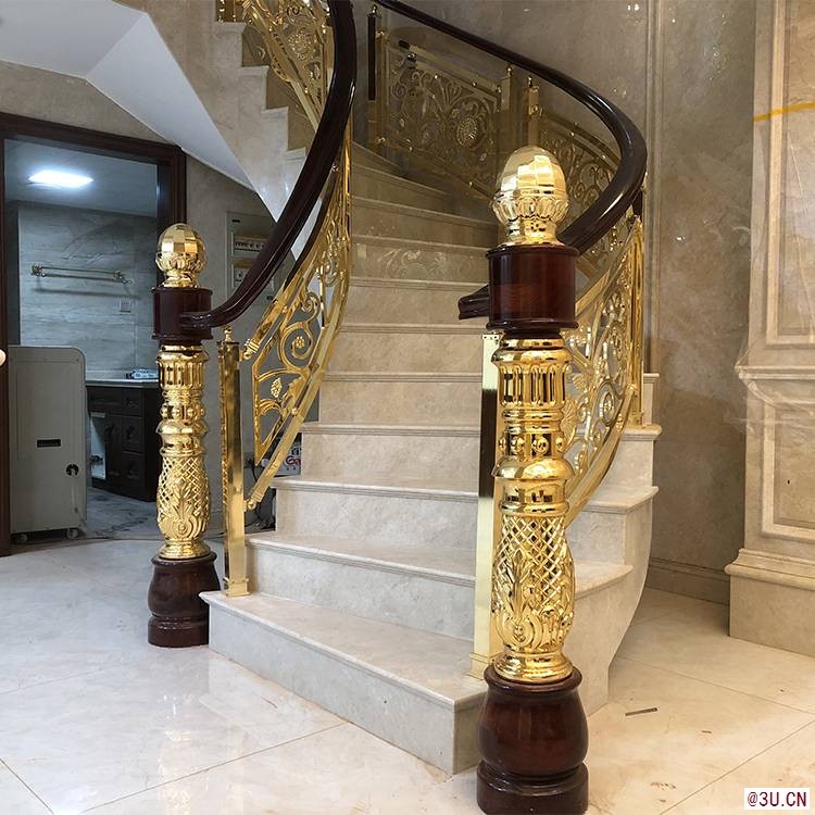 别墅有了镀金铜艺楼梯更加靓丽